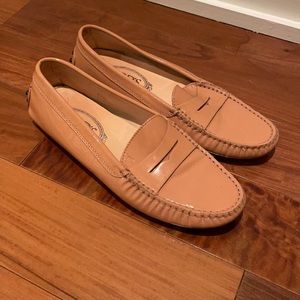 Tod’s Loafers Nude Patent leather 37.5